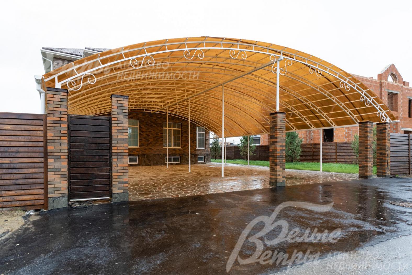 Навес из поликарбоната