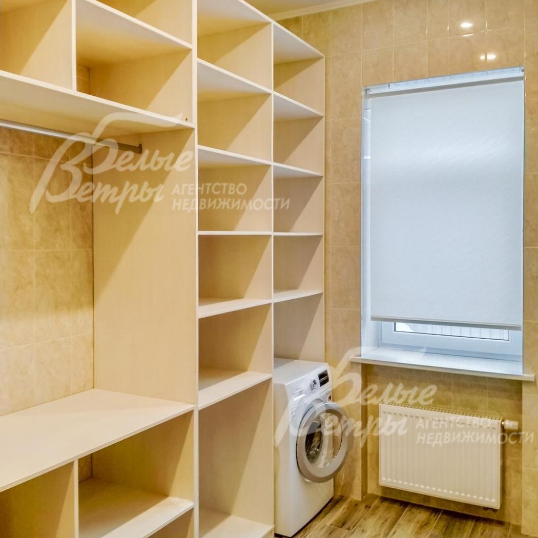 Гардеробная-постирочная со стиральной машинкой Bosch