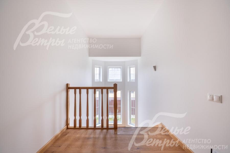 Холл 2-го этажа