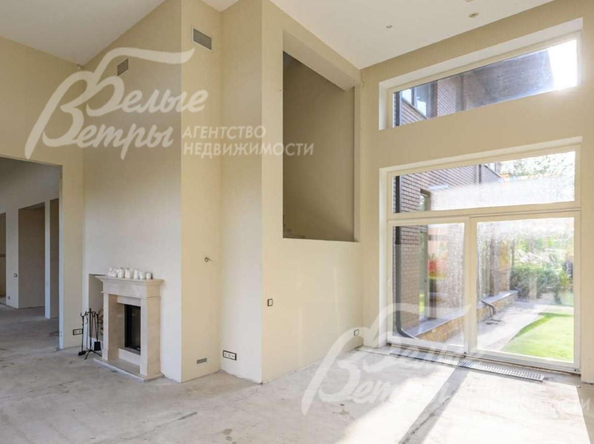 Каминный зал