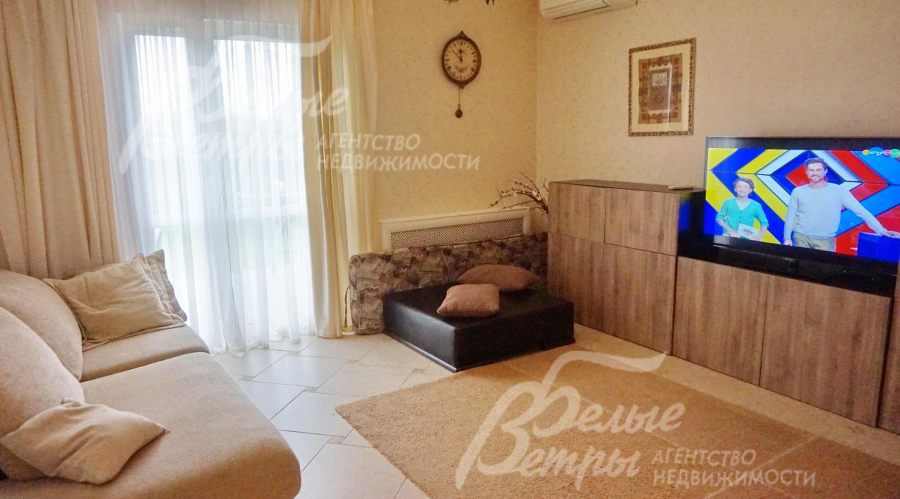 Гостиная с выходом на террасу