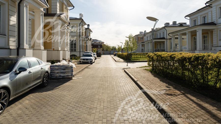 Поселок построен.