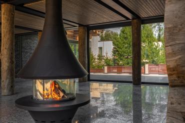 Дом, 1323 кв.м