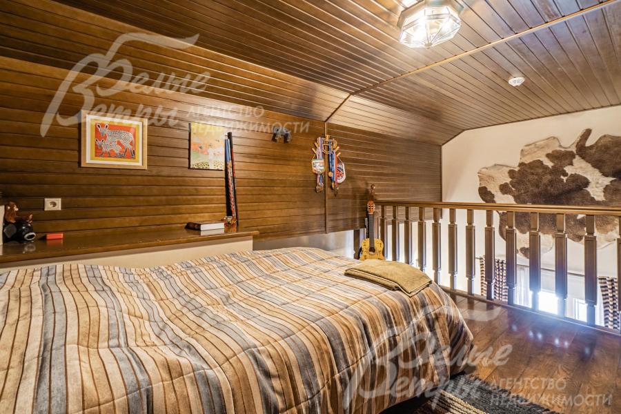 Спальня на втором уровне