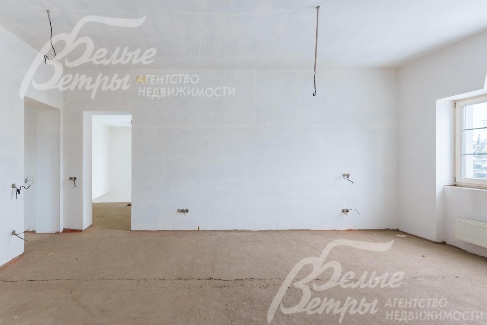 Стены оштукатурены