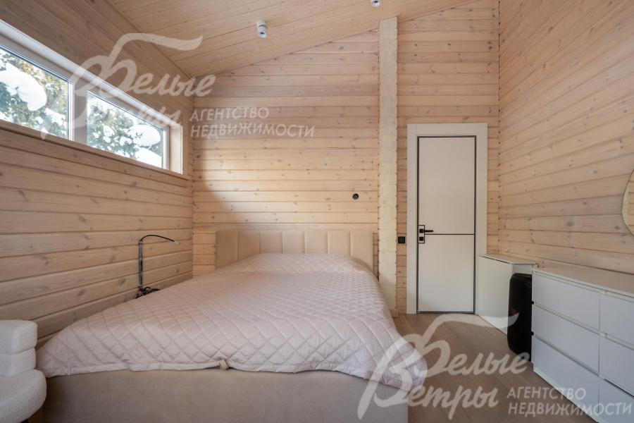 В спальнях на полу - паркетная инженерная доска Finex из дуба с интегрированной системой подогрева