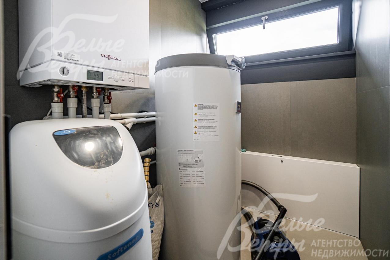 Установлен настенный газовый котел Viessmann, бойлер и система очистки воды