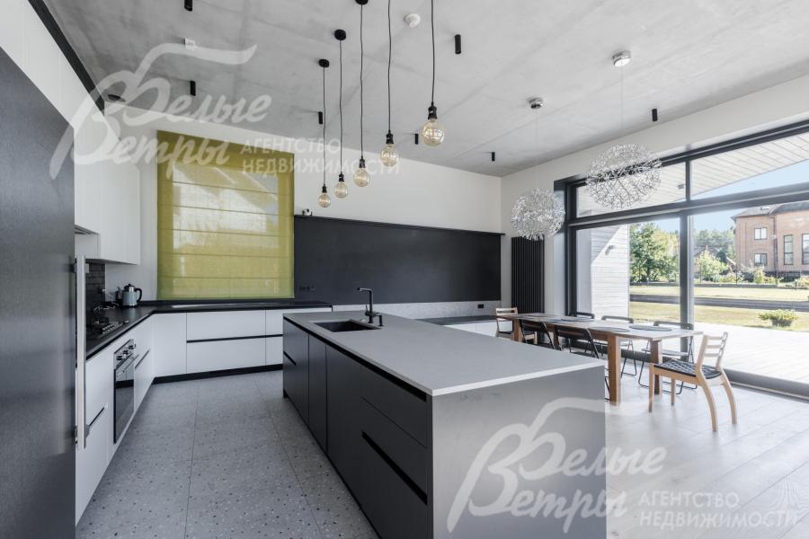 Кухня-столовая 29 кв.м