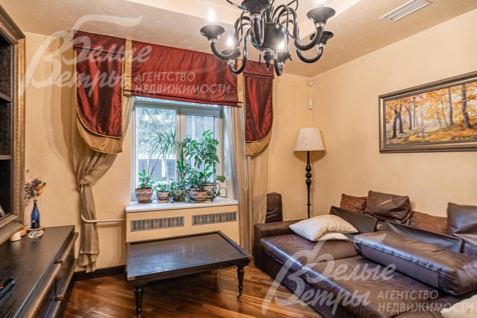 Просторный кабинет 15 кв.м