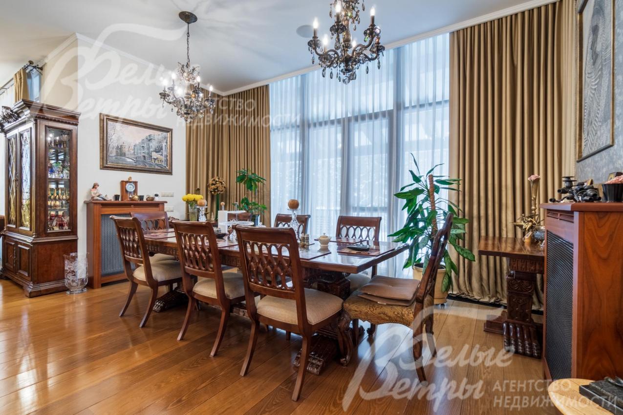 Обеденная группа ручной работы из массива дерева (США)