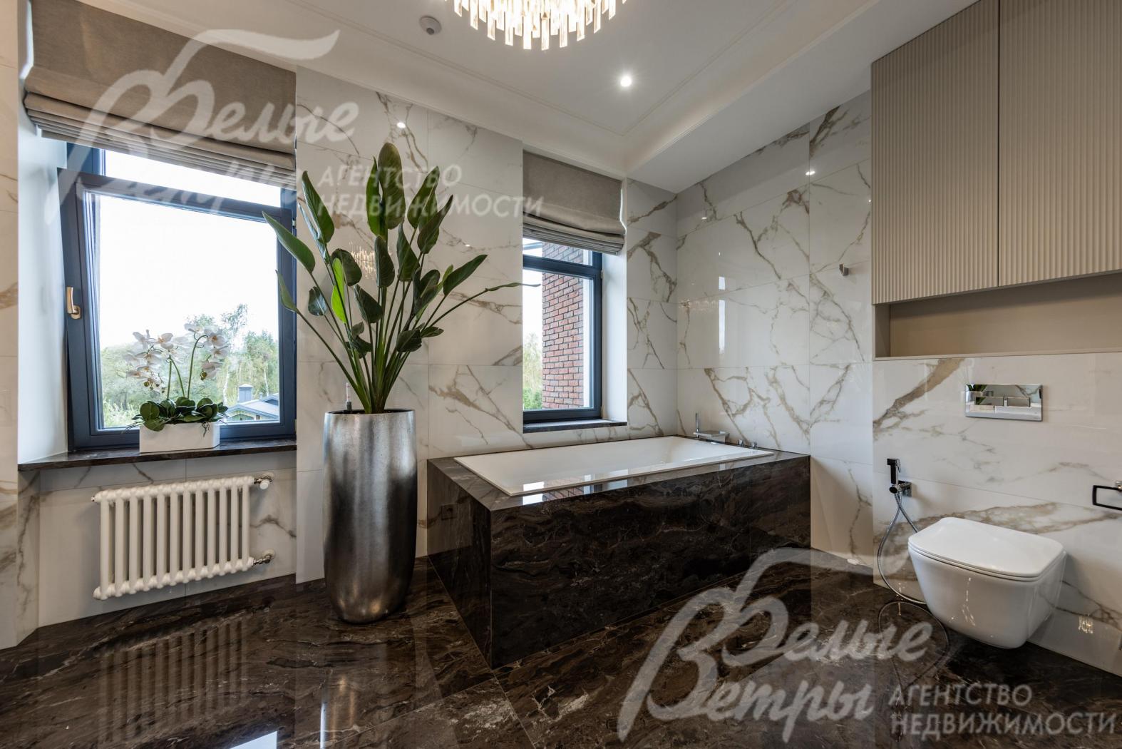 Ванная в санузле при Главной мастер спальне