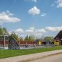 Спортивные площадке в поселке александровы Пруды