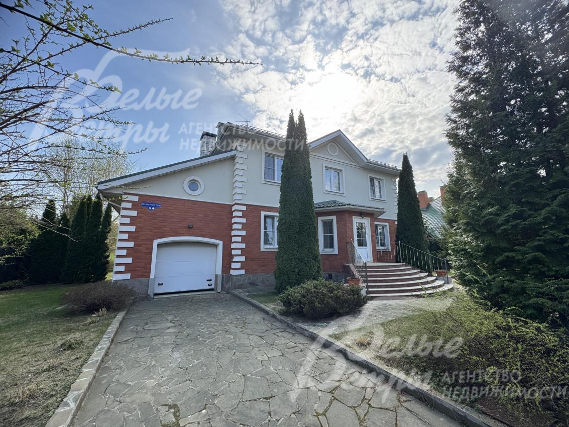 В доме есть тёплый гараж