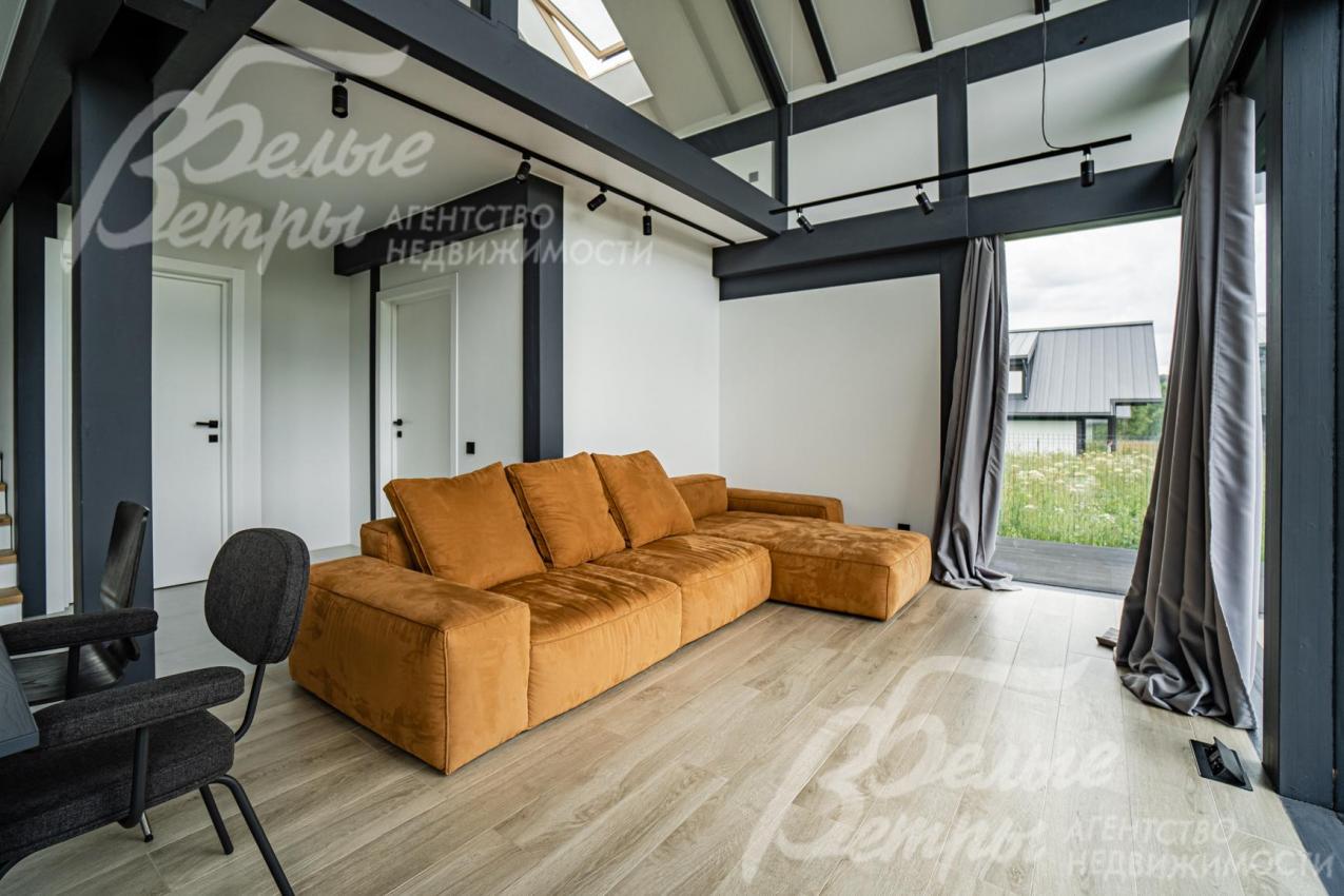 Мягкая мебель в гостиной