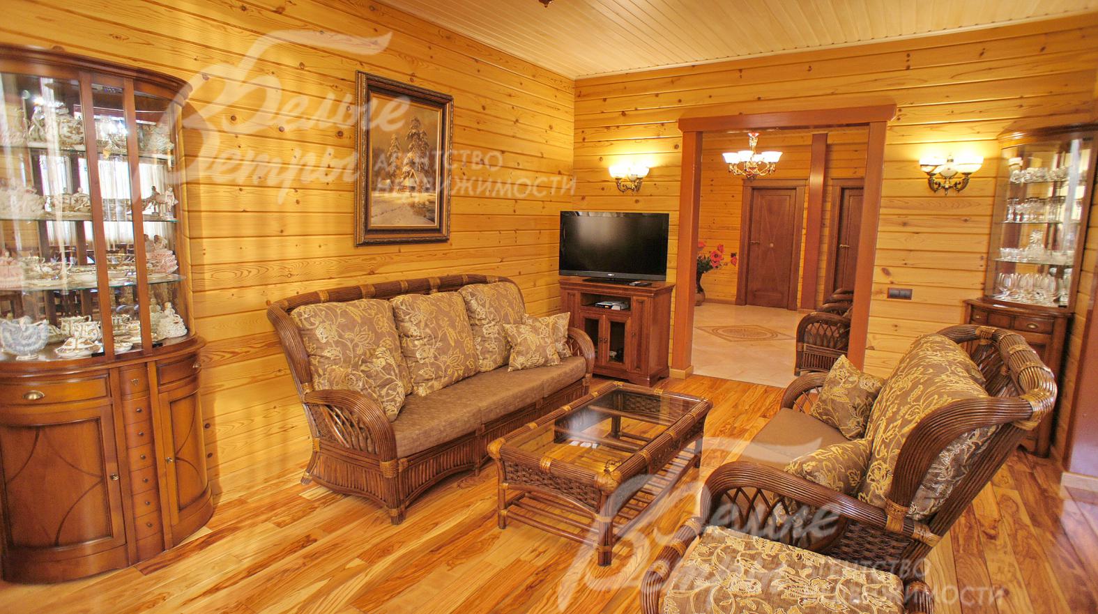 Мебель из массива вишни пр-ва Италии, Финляндии