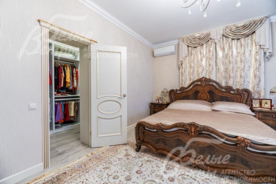 Гардероб в спальне