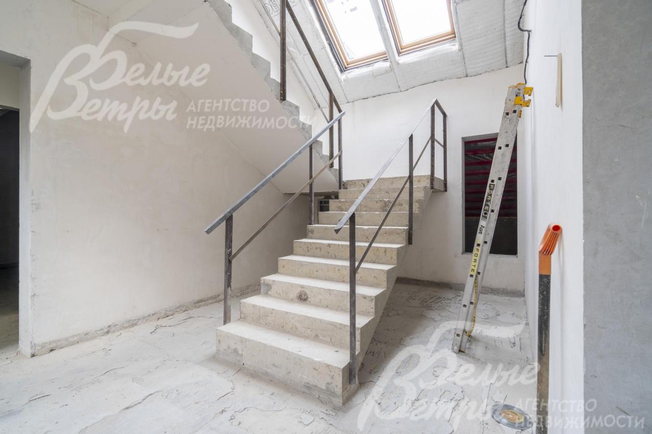 Лестница на функциональный мансардный этаж