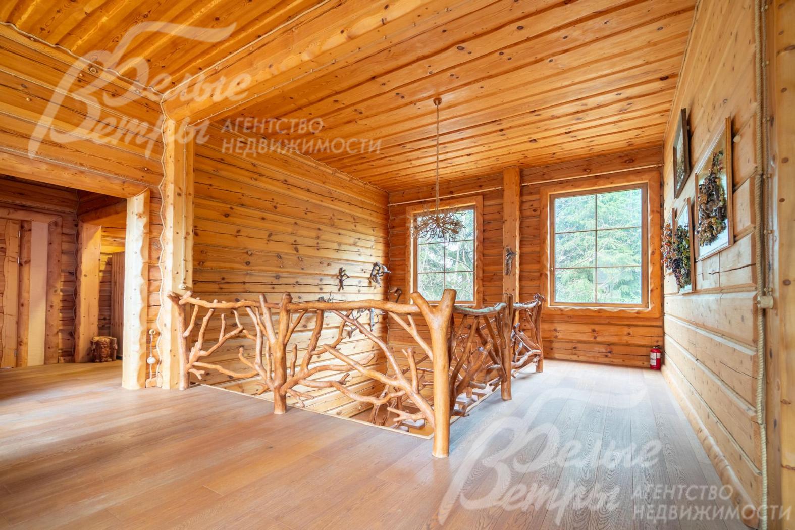 Лестницы - с художественным исполнением ограждения из веток и стволов дерева