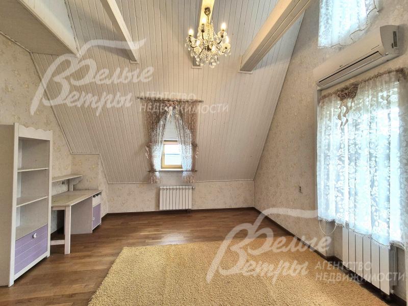 Рабочее место в спальне.