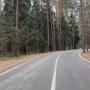 Живописная двухполосная дорога в поселок Резиденция Булатово