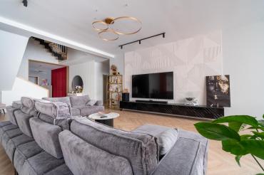 Дом, Дубки СНТ (Газопровод), 570&nbsp;кв.м