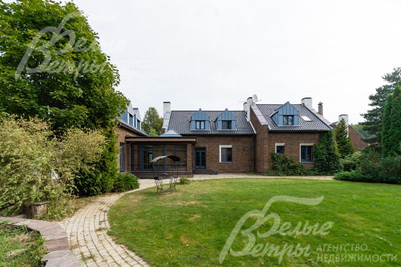 Участок 20 соток с профессиональным ландшафтом