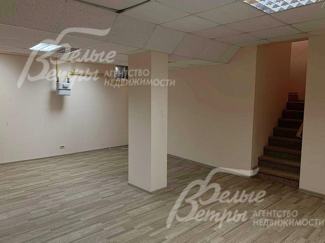 Помещение свободного назначения на цокольном этаже