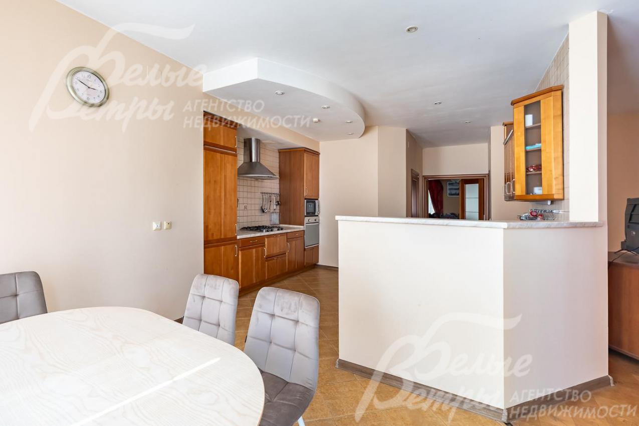 Зона столовой.