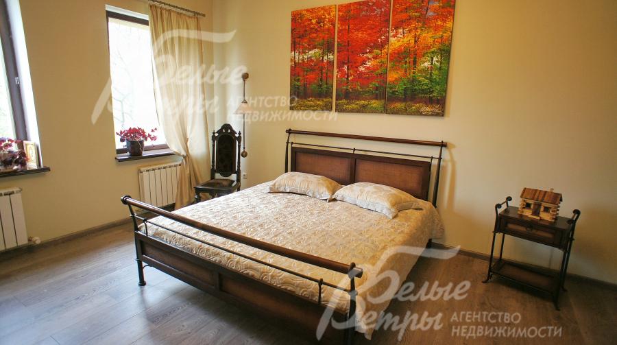 Уютная спальня второго этажа