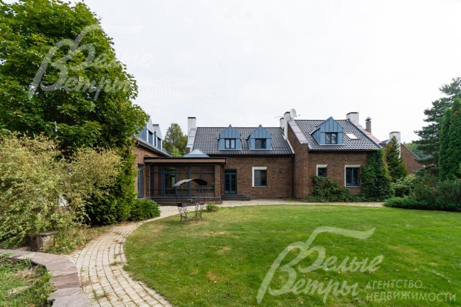 Участок 20 соток с профессиональным ландшафтом