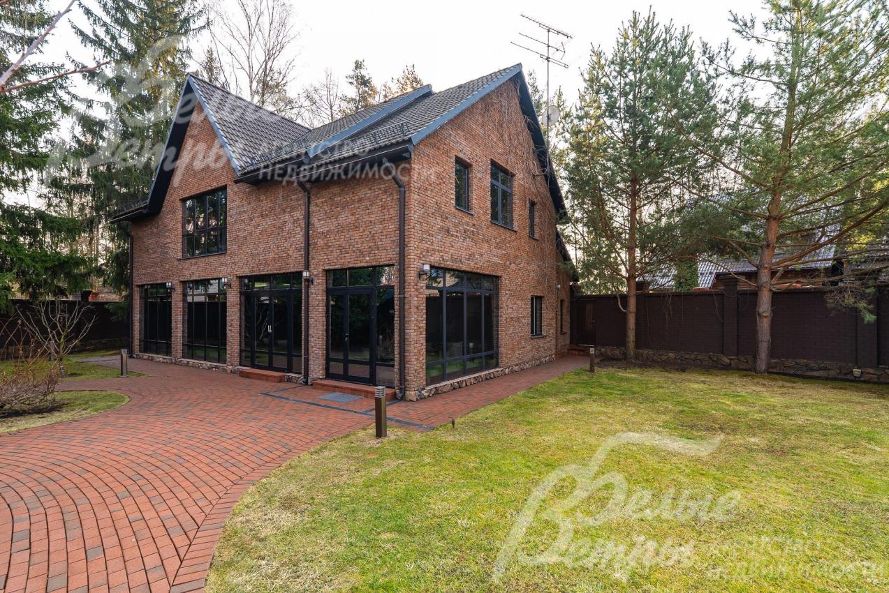 Отдельно стоящий гостевой дом — СПА комплекс с бассейном