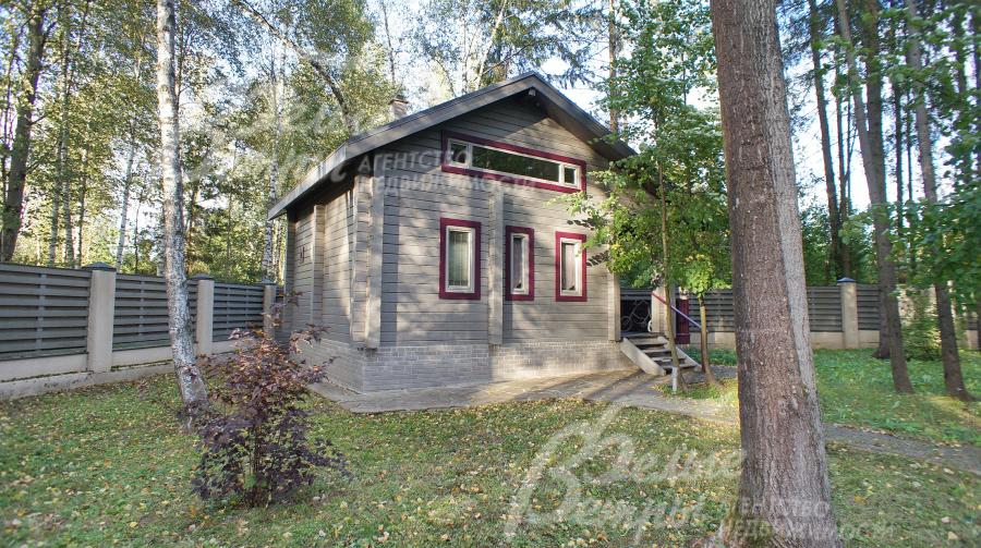 Баня из клеёного бруса  2 - х этажная 