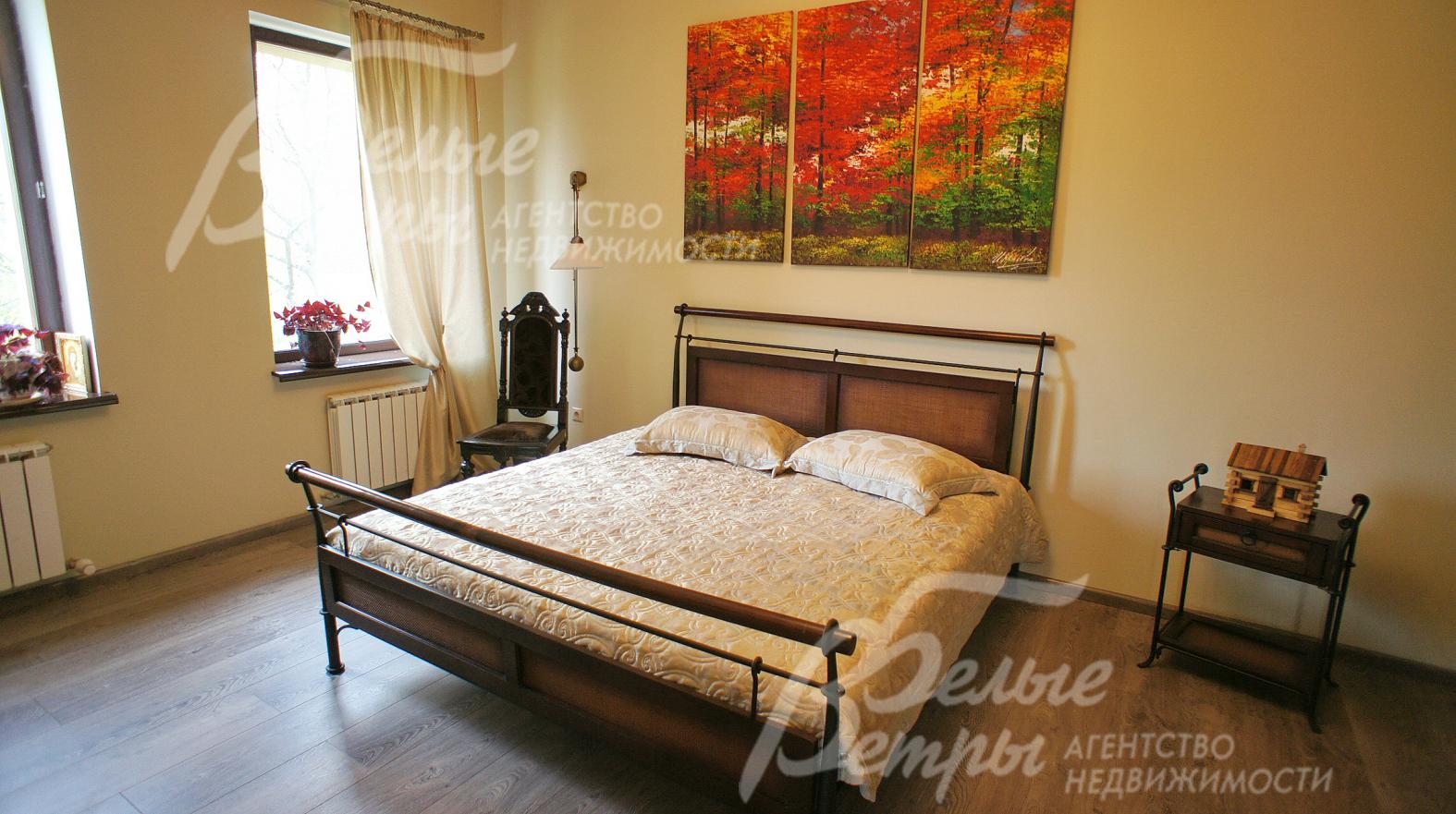 Уютная спальня второго этажа