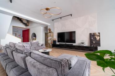 Дом, Дубки СНТ (Газопровод), 570&nbsp;кв.м