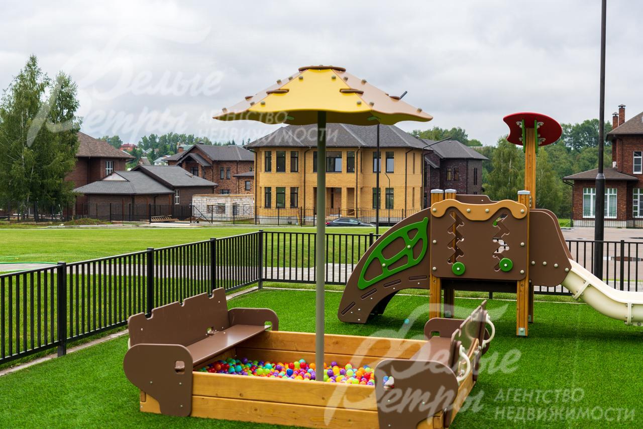 Детские площадки в поселке ильичевка