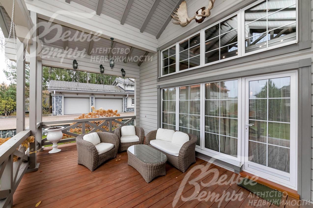 Крытая терраса СПА комплекса