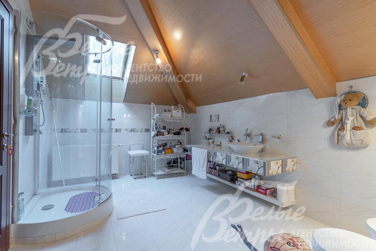 Санузел в мастер-спальне