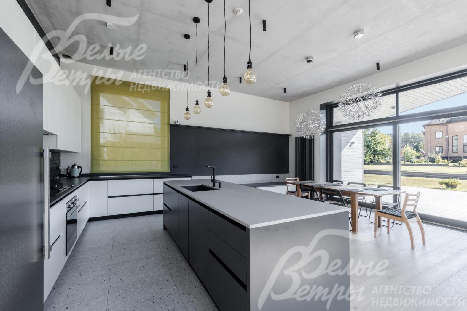 Кухня-столовая 29 кв.м