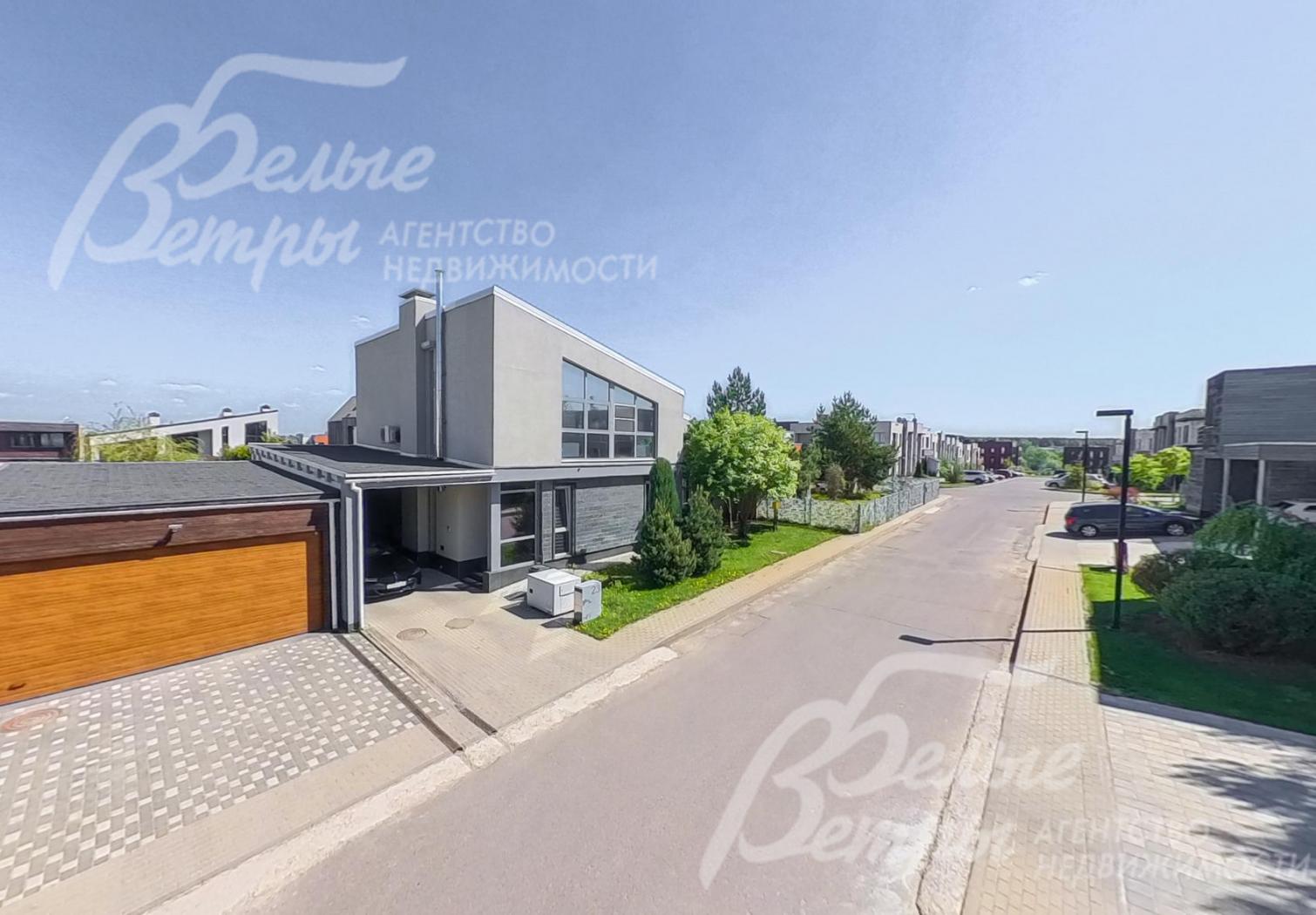 Есть навес для авто