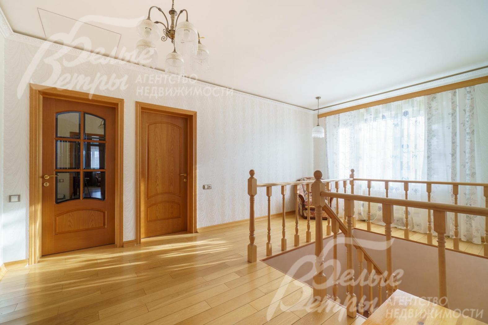 Двери из шпона дуба