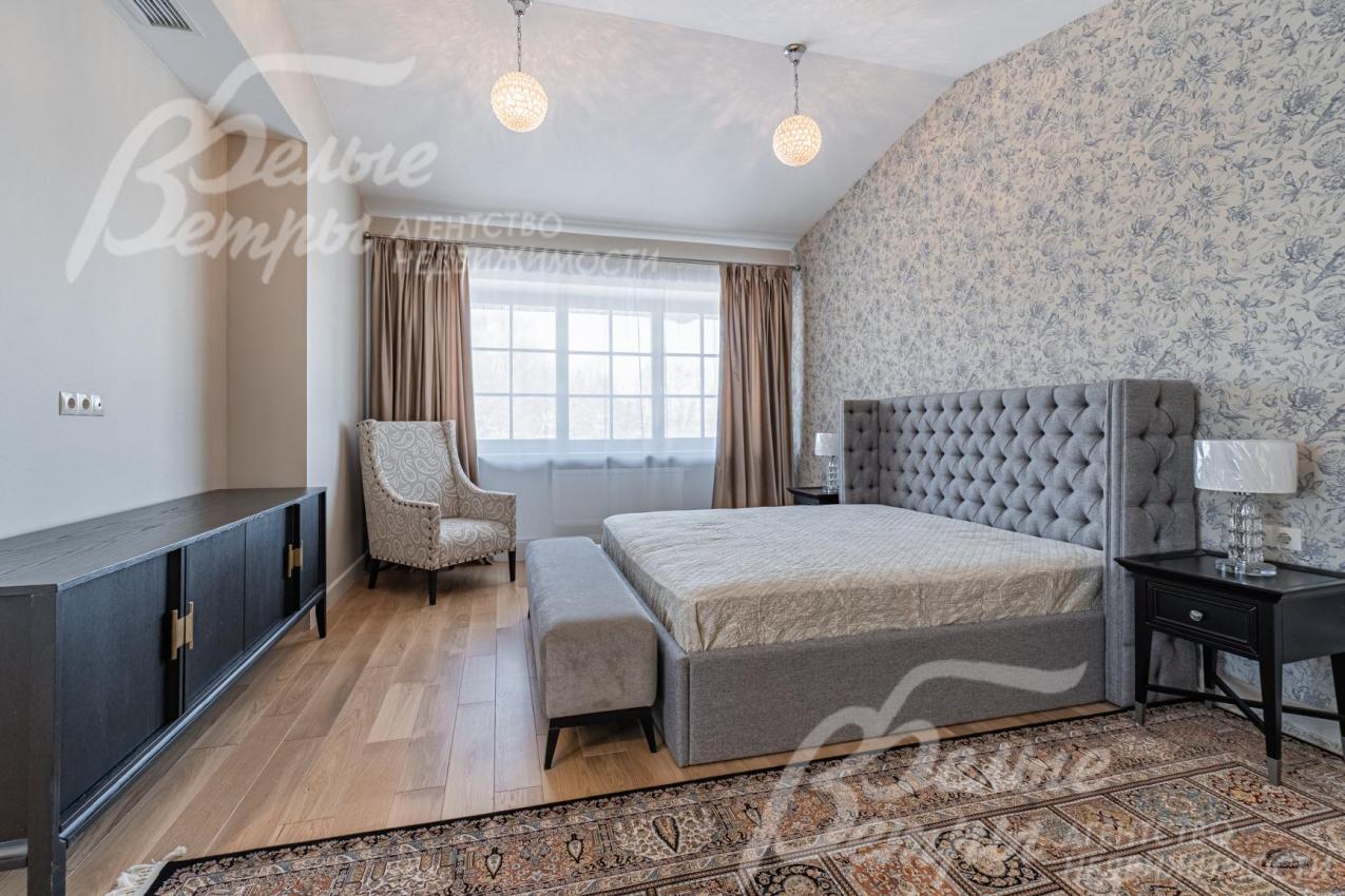 Главная спальня