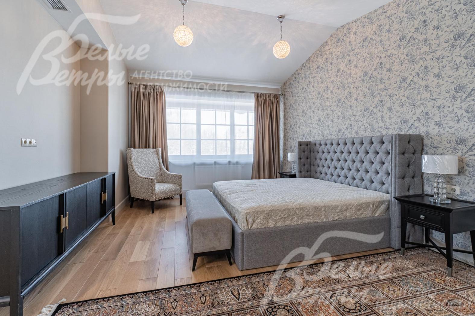 Главная спальня