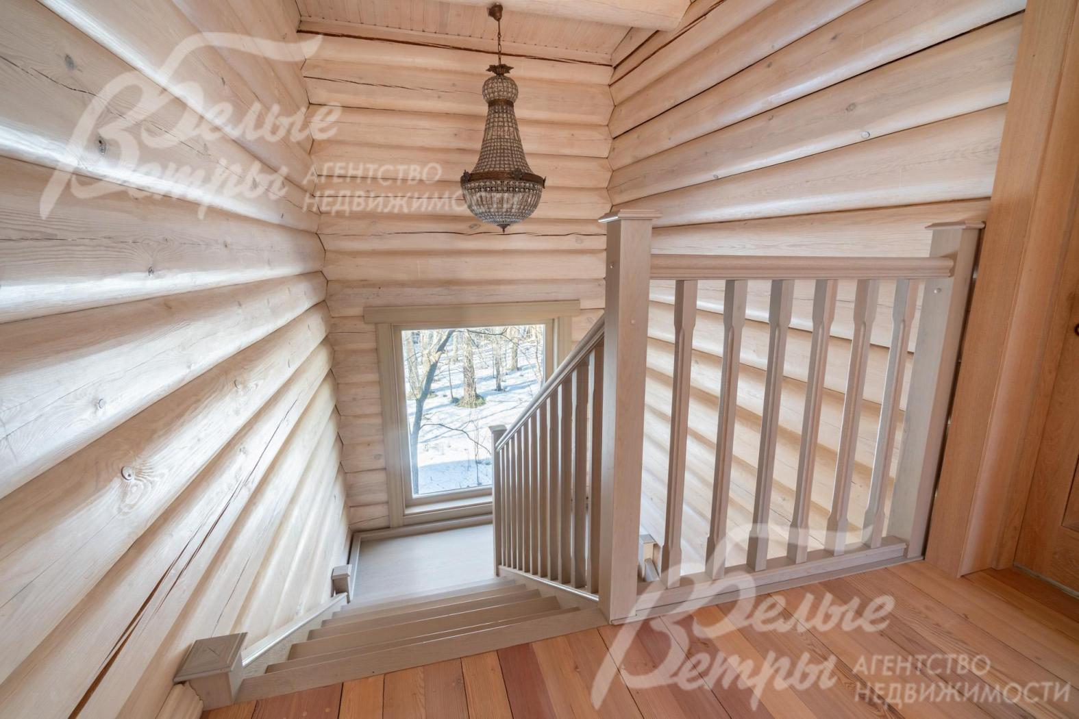 Лестница из дуба