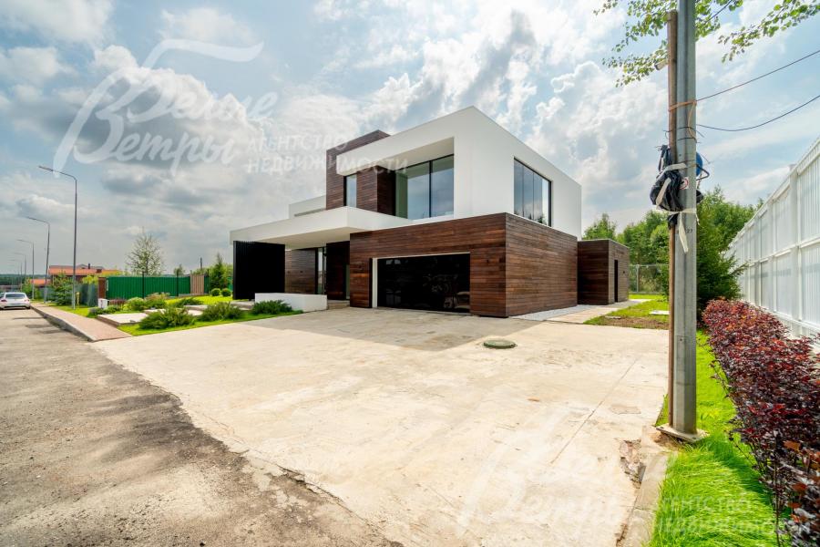 Участок - с открытым фасадом (без ограждения)