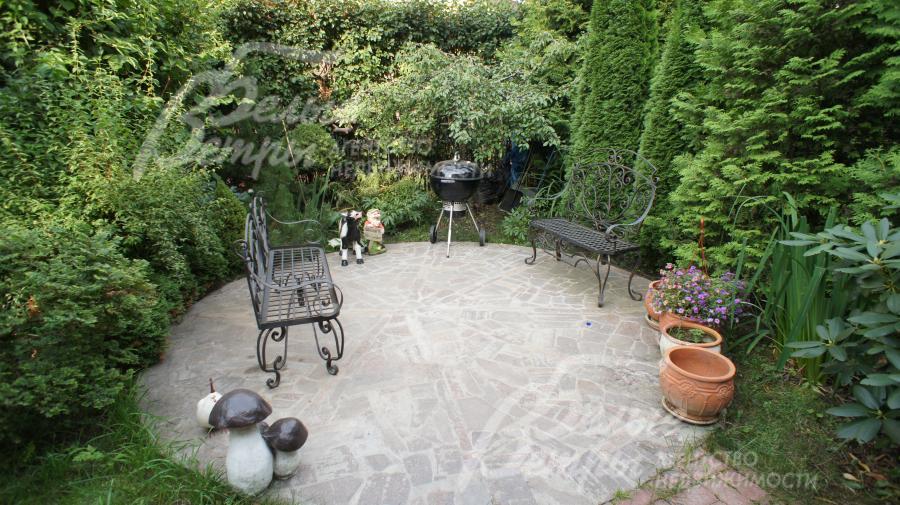 Зона отдыха на участке