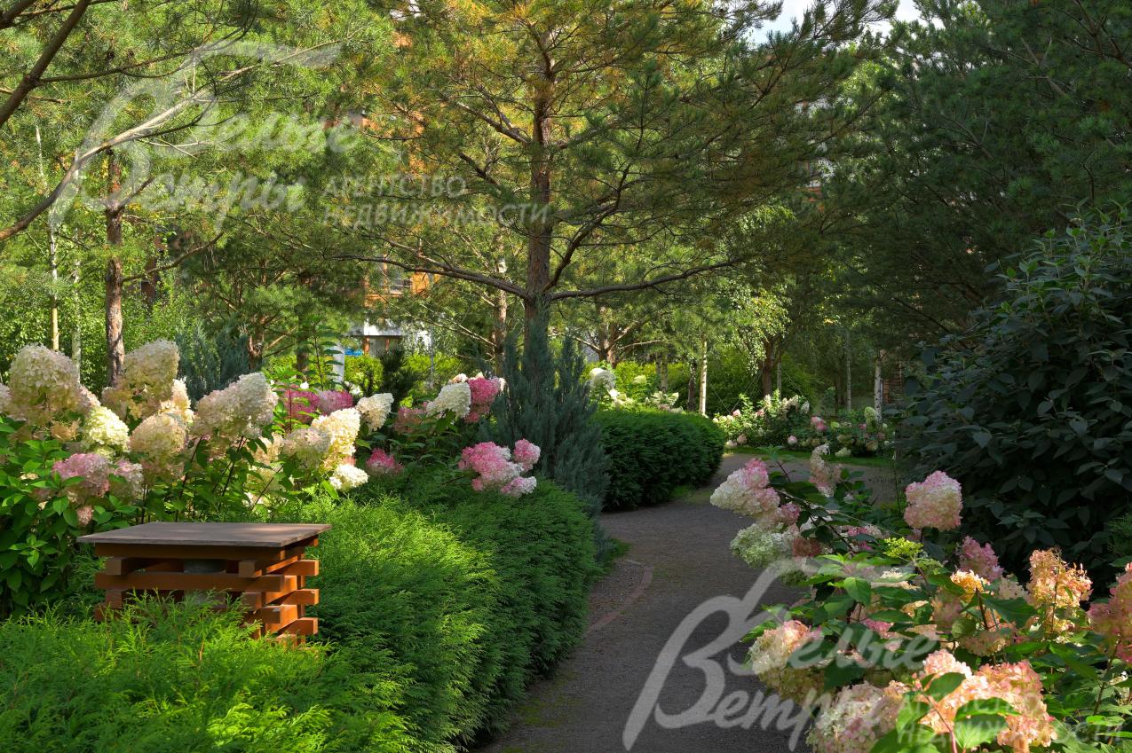 Зеленые приватные дворы