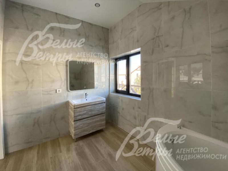 Вся сантехника установлена