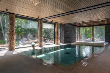 Дом, 1323 кв.м