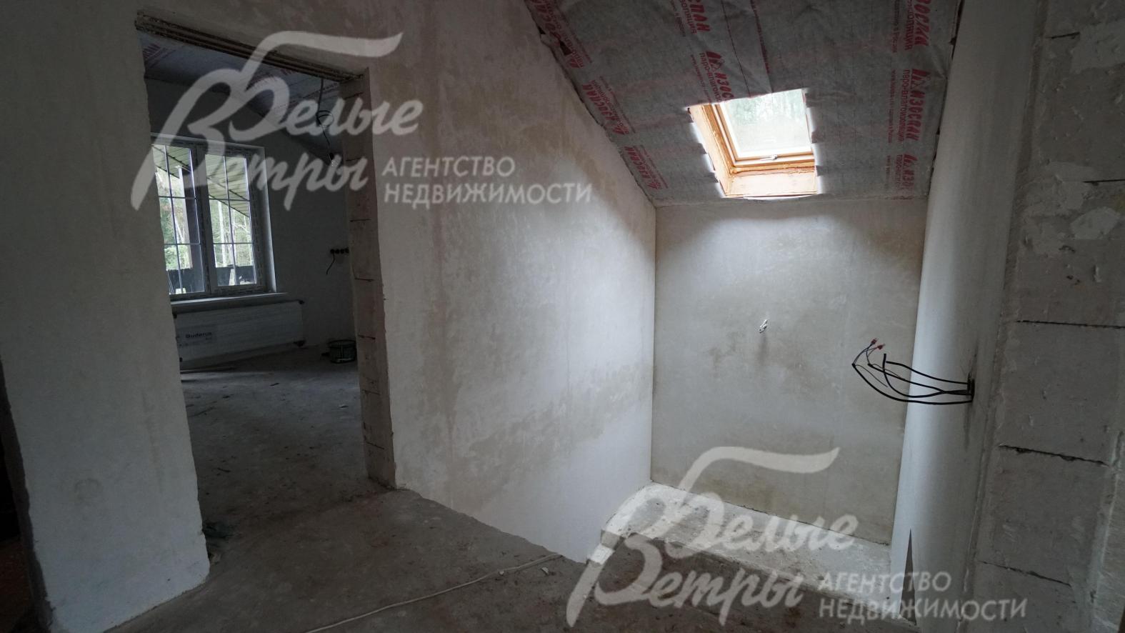 Дом в процессе строительства под чистовую отделку 