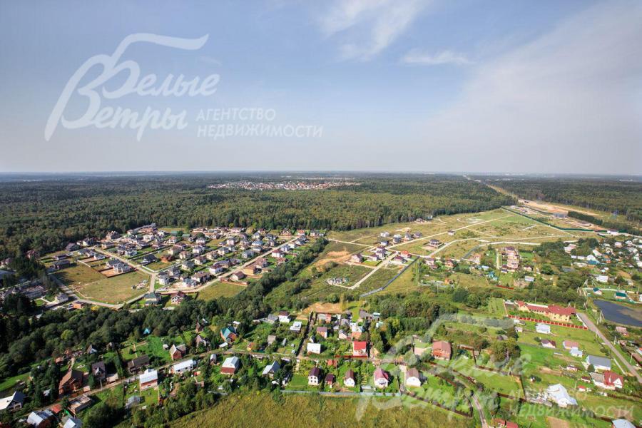 Сформированный обжитой коттеджный поселок Усадьба Жодочи